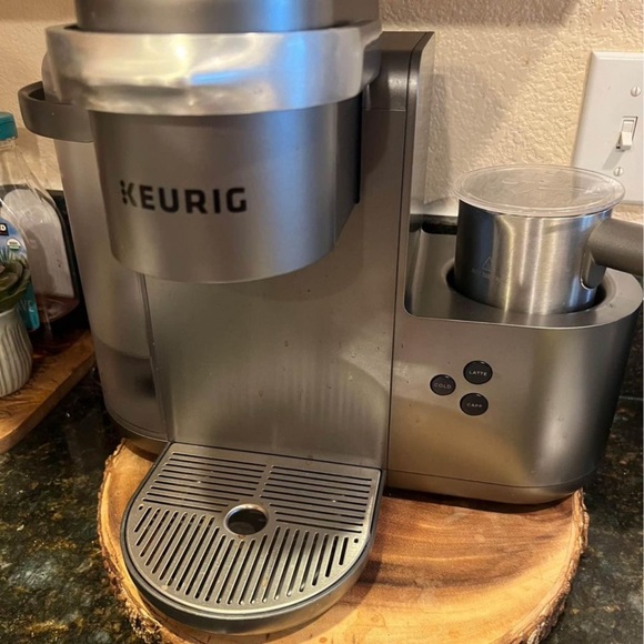 Coffe makers keurig Used like new